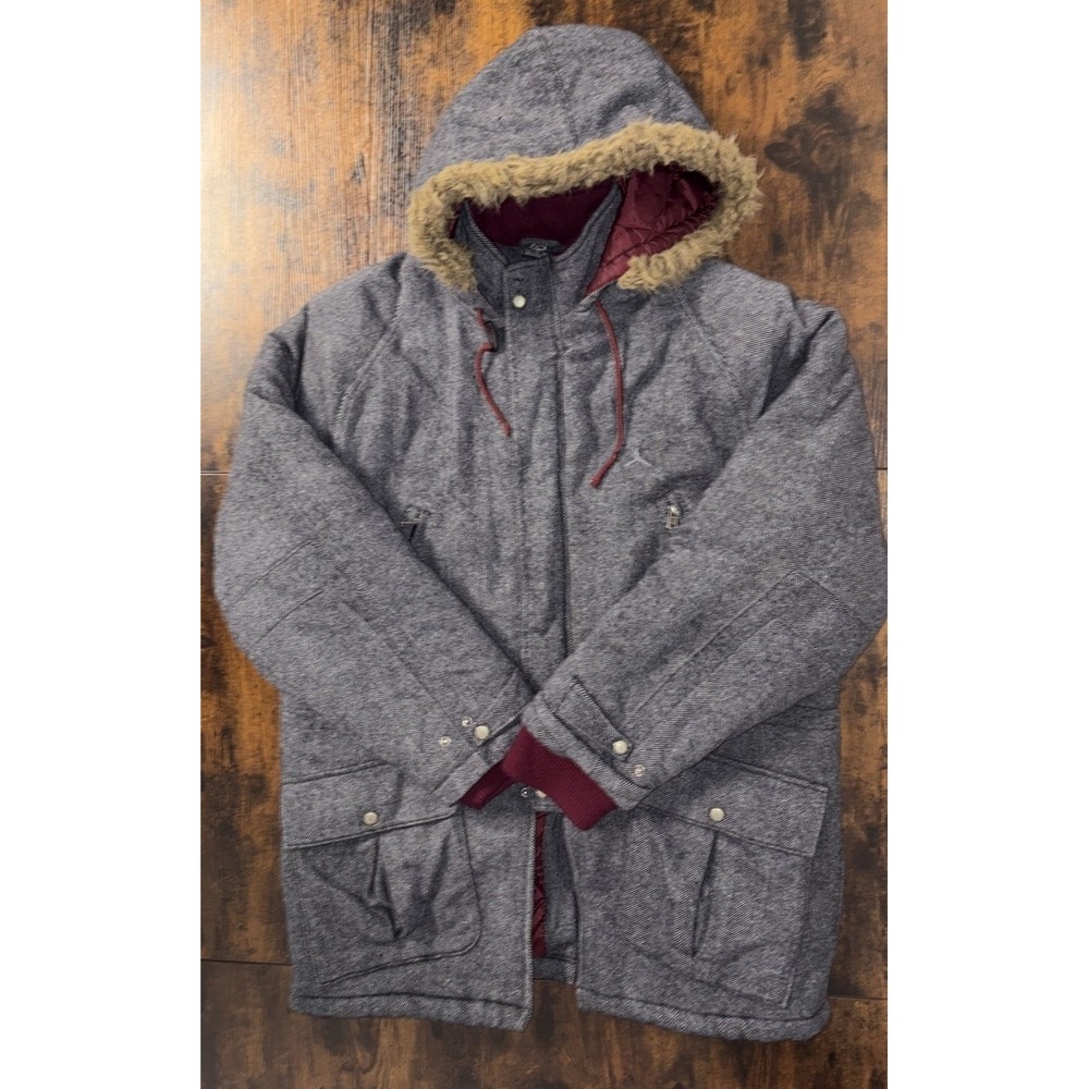 Nike Air Jordan 2005 20th Anniversary Wool Jacket Fur Hood Quilt Lined Gray XL‎